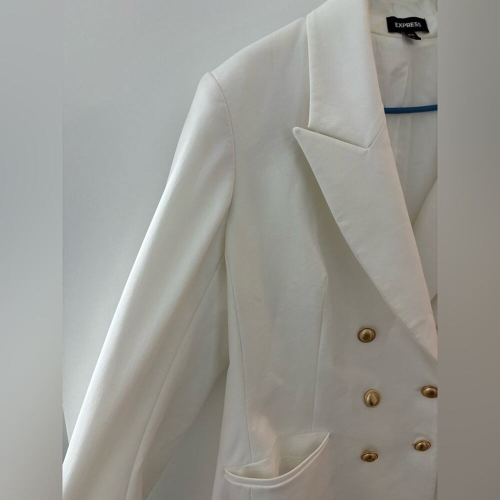 Express blazer with gold buttons - Picture 4 of 12